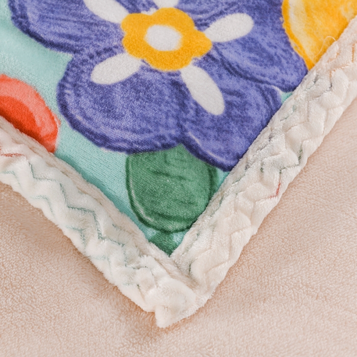 91家纺网 家纺一手货源 找家纺 迷仙巢 2022新款牛奶绒拼北极绒盖毯 向阳花开