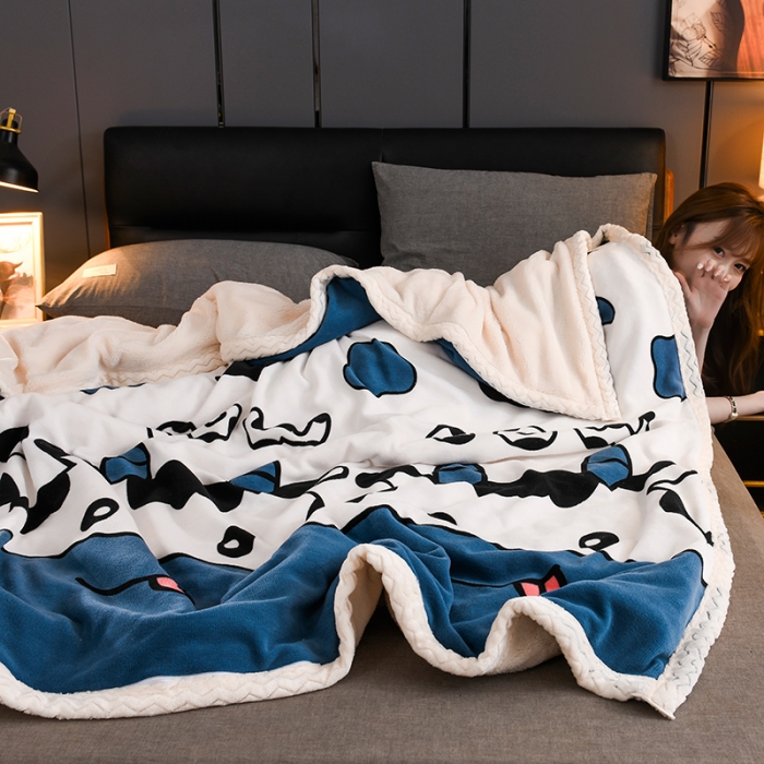 91家纺网 家纺一手货源 找家纺 迷仙巢 2022新款牛奶绒拼北极绒盖毯 小奶牛