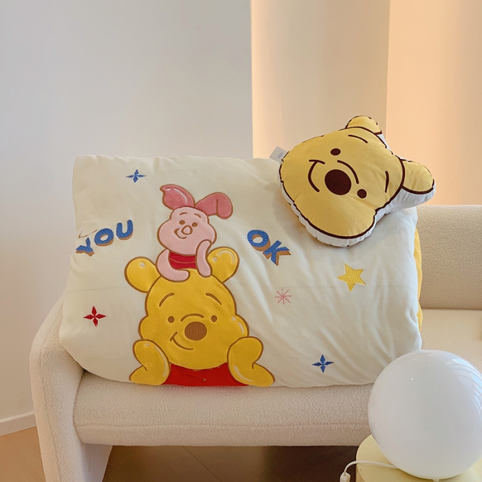 91家纺网 家纺一手货源 找家纺 星期八 2022新款230g双面牛奶绒迪士尼刺绣四件套 维尼熊