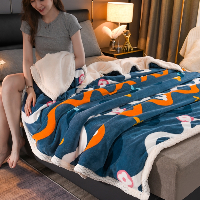 91家纺网 家纺一手货源 找家纺 迷仙巢 2022新款牛奶绒拼北极绒盖毯 心动