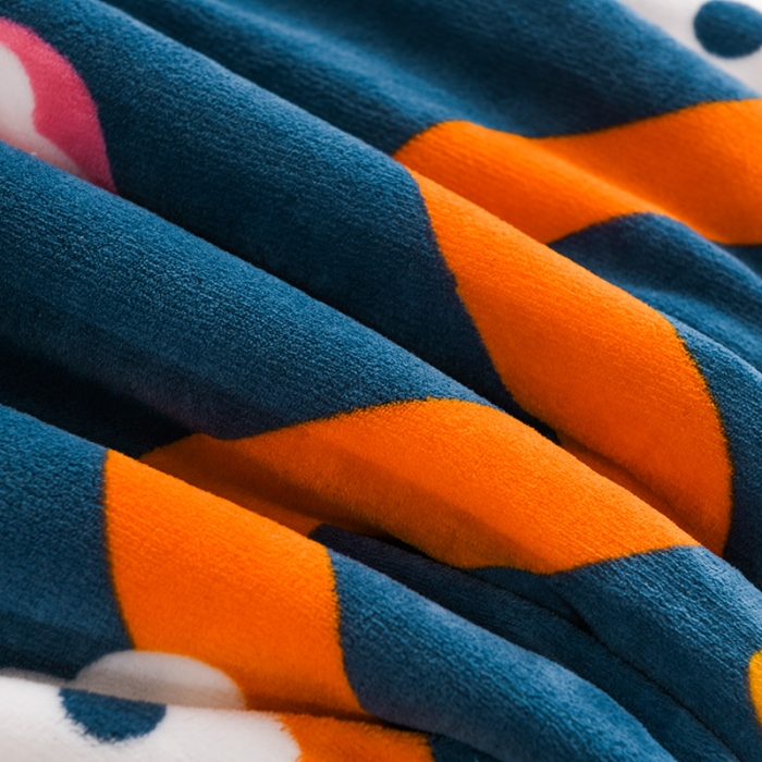 91家纺网 家纺一手货源 找家纺 迷仙巢 2022新款牛奶绒拼北极绒盖毯 心动