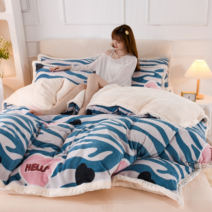 91家纺网 家纺一手货源 找家纺 迷仙巢 2022新款牛奶绒拼北极绒贝贝绒包边四件套 爱的憧憬