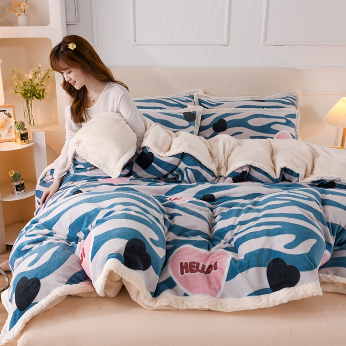 91家纺网 家纺一手货源 找家纺 迷仙巢 2022新款牛奶绒拼北极绒贝贝绒包边四件套 爱的憧憬