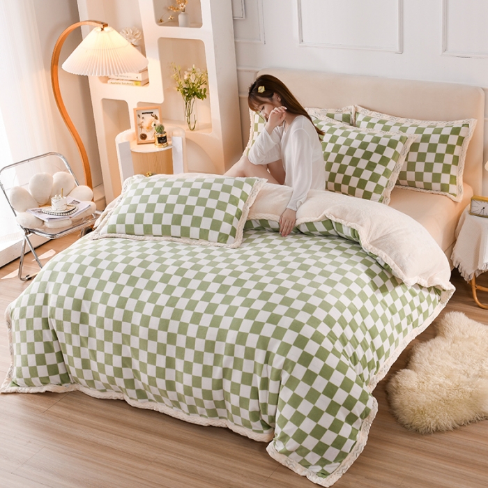 91家纺网 家纺一手货源 找家纺 迷仙巢 2022新款牛奶绒拼北极绒贝贝绒包边四件套 绿白格