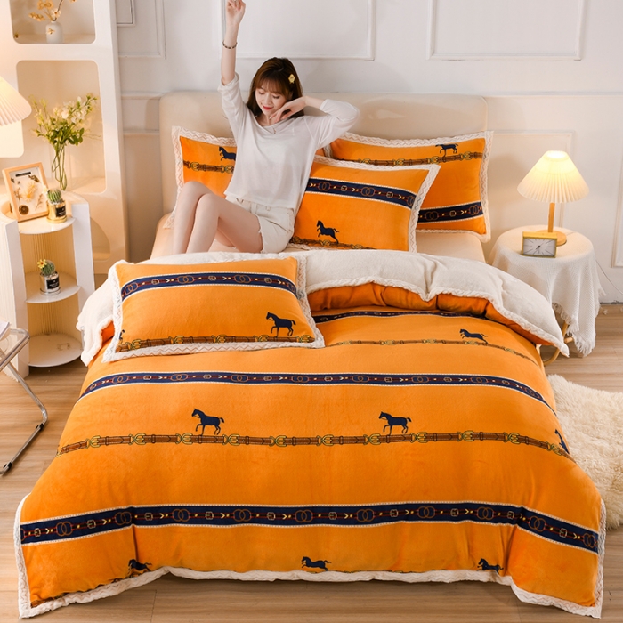 91家纺网 家纺一手货源 找家纺 迷仙巢 2022新款牛奶绒拼北极绒贝贝绒包边四件套 马到成功