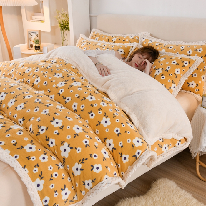 91家纺网 家纺一手货源 找家纺 迷仙巢 2022新款牛奶绒拼北极绒贝贝绒包边四件套 田园生活