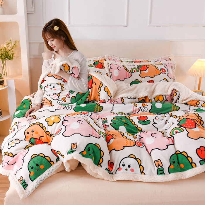 91家纺网 家纺一手货源 找家纺 迷仙巢 2022新款牛奶绒拼北极绒贝贝绒包边四件套 小恐龙