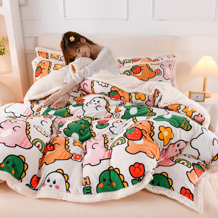 91家纺网 家纺一手货源 找家纺 迷仙巢 2022新款牛奶绒拼北极绒贝贝绒包边四件套 小恐龙