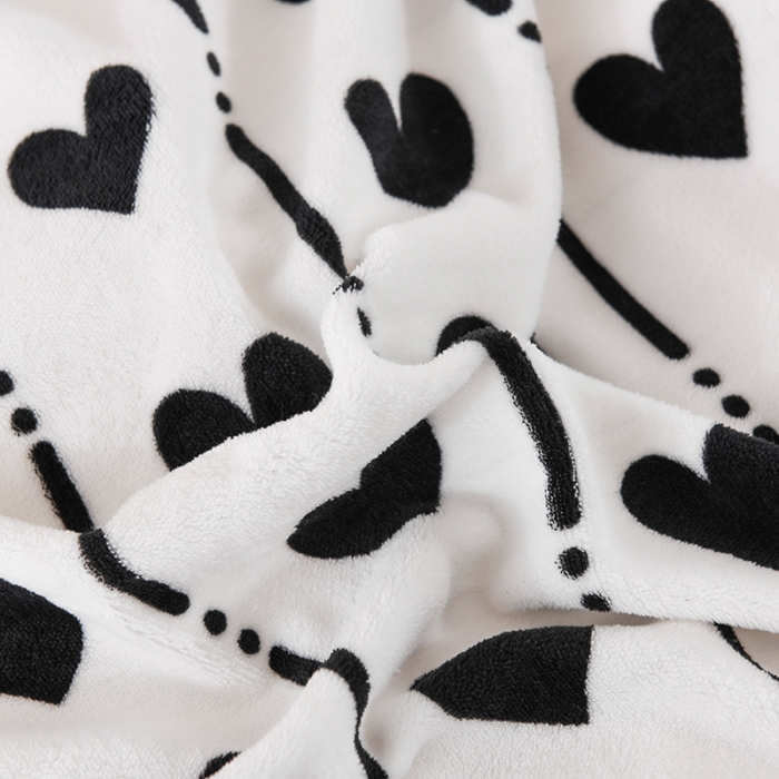 91家纺网 家纺一手货源 找家纺 迷仙巢 2022新款牛奶绒拼北极绒贝贝绒包边四件套 心心相印