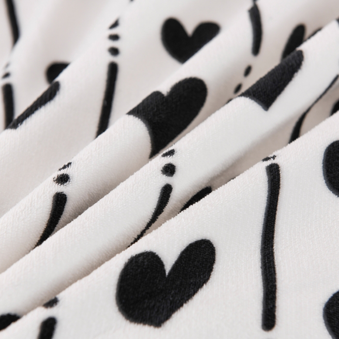 91家纺网 家纺一手货源 找家纺 迷仙巢 2022新款牛奶绒拼北极绒贝贝绒包边四件套 心心相印