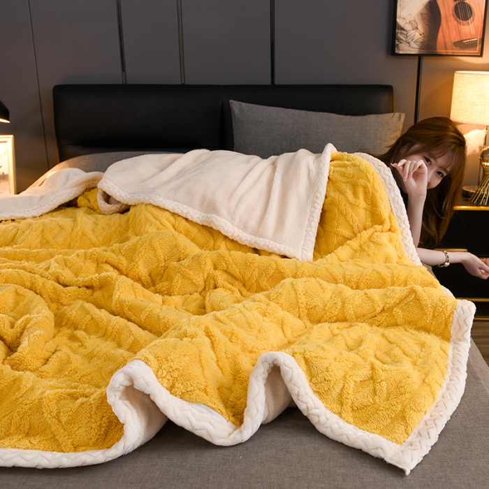 91家纺网 家纺一手货源 找家纺 迷仙巢 2022新款塔夫绒多功能盖毯 柠檬黄