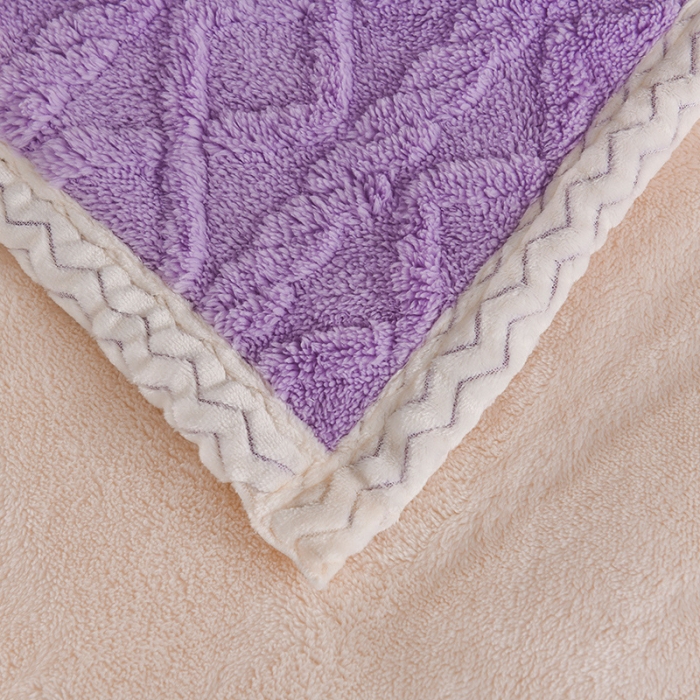 91家纺网 家纺一手货源 找家纺 迷仙巢 2022新款塔夫绒多功能盖毯 香芋紫