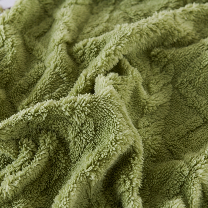 91家纺网 家纺一手货源 找家纺 迷仙巢 2022新款塔夫绒拼北极绒贝贝绒包边四件套 抹茶绿