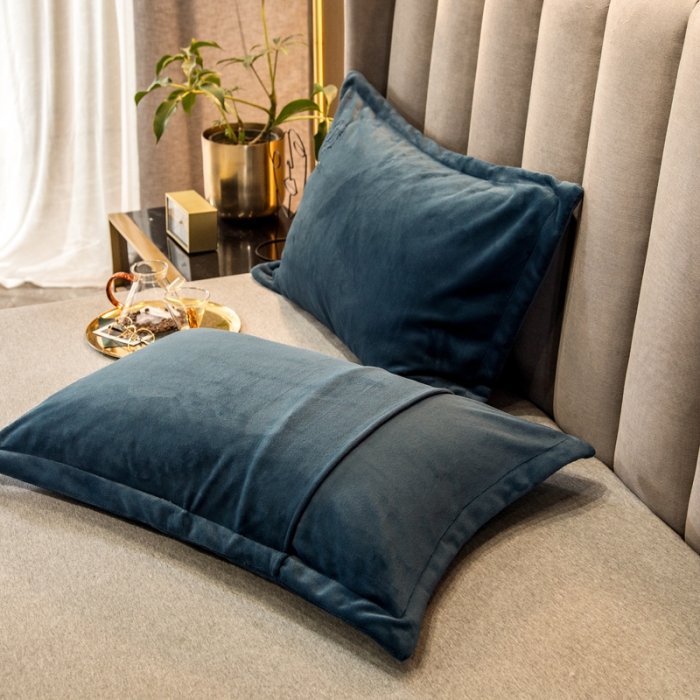 91家纺网 家纺一手货源 找家纺 丽美人 2022新款加厚保暖纯色简约牛奶绒系列单品枕套 孔雀蓝一只