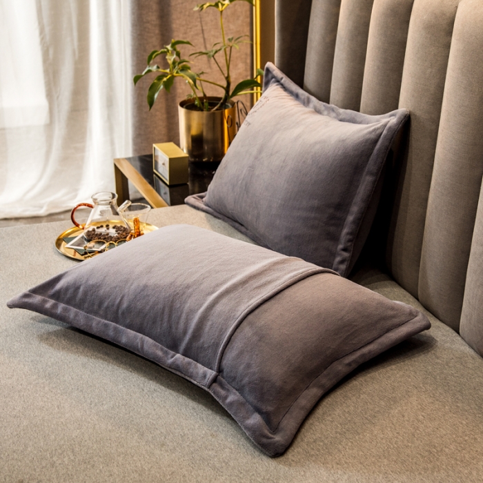 91家纺网 家纺一手货源 找家纺 丽美人 2022新款加厚保暖纯色简约牛奶绒系列单品枕套 摩登灰一只