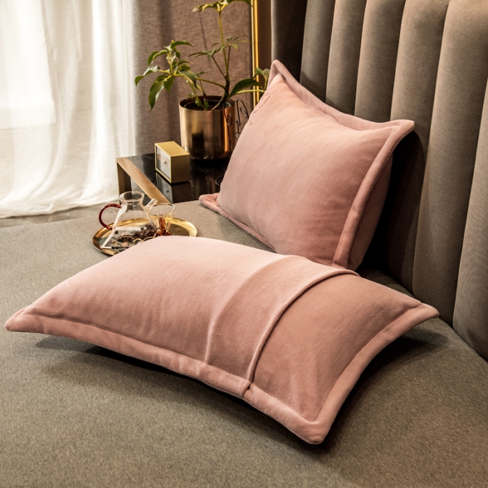 91家纺网 家纺一手货源 找家纺 丽美人 2022新款加厚保暖纯色简约牛奶绒系列单品枕套 湘妃色一只