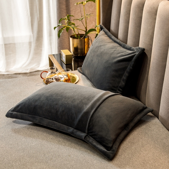 91家纺网 家纺一手货源 找家纺 丽美人 2022新款加厚保暖纯色简约牛奶绒系列单品枕套 英伦灰一只