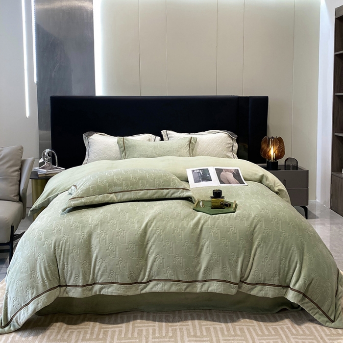 91家纺网 家纺一手货源 找家纺 优悦 2025新款加厚双面牛奶绒提花四件套 挪威-绿