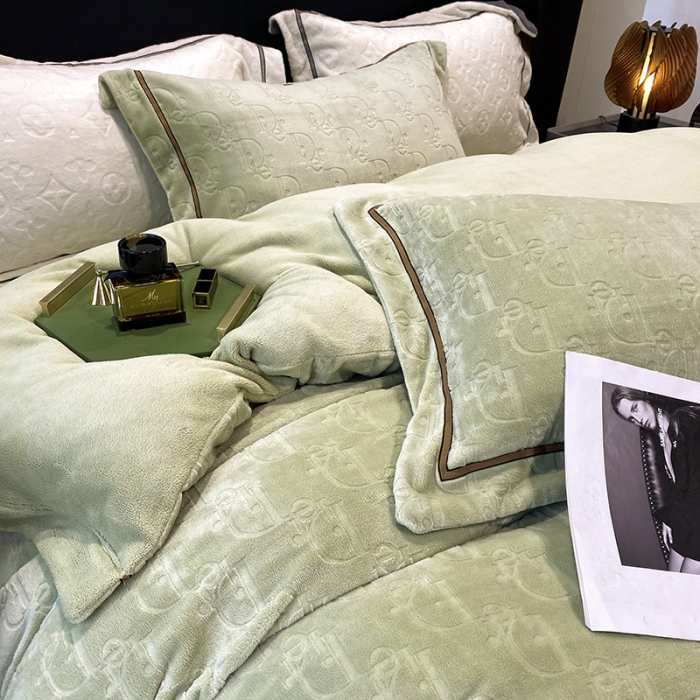 91家纺网 家纺一手货源 找家纺 优悦 2025新款加厚双面牛奶绒提花四件套 挪威-绿