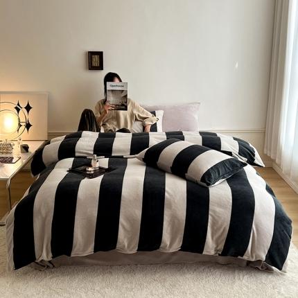 91家纺网 家纺一手货源 找家纺 圆岛家纺 2022新款230克高克重牛奶绒保暖四件套 尚黑粗条