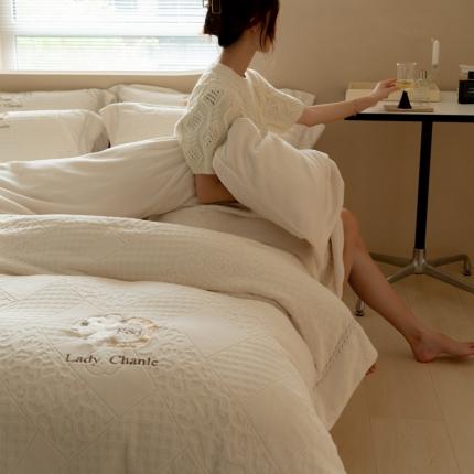 91家纺网 家纺一手货源 找家纺 总 馨蕊 新款秋冬轻奢刺绣煦暖绒四件套-莫奈 (图二)