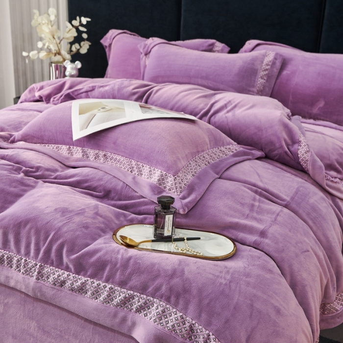 91家纺网 家纺一手货源 找家纺 总榻尚 22款牛奶婴儿绒公主长兔绒刺绣贴边四件套