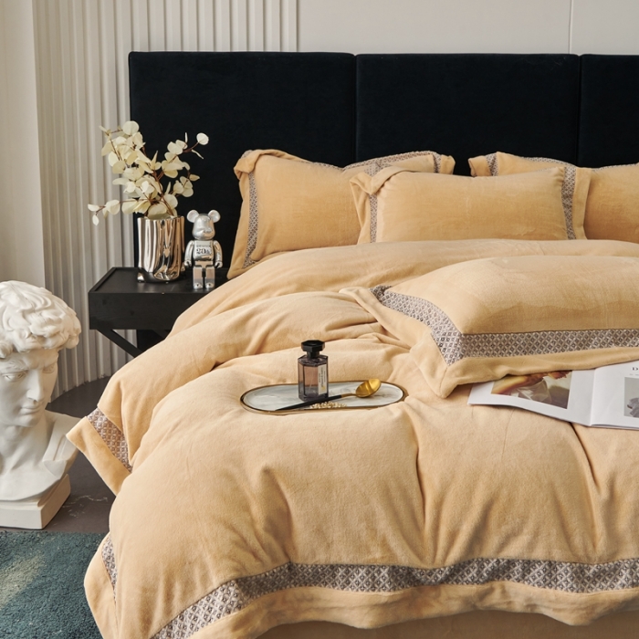 91家纺网 家纺一手货源 找家纺 榻尚家居 2023新款公主绒刺绣贴边四件套 香槟咖