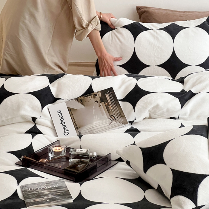 91家纺网 家纺一手货源 找家纺 （总）圆岛家纺 2022新款230克高克重牛奶绒保暖四件套