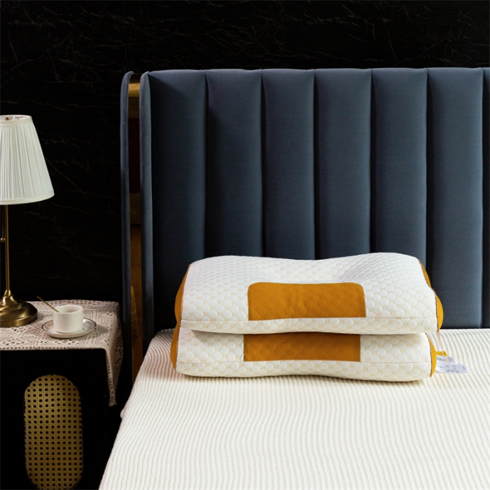 91家纺网 家纺一手货源 找家纺 多点家居2022新款4D立体按摩护颈枕 咖色