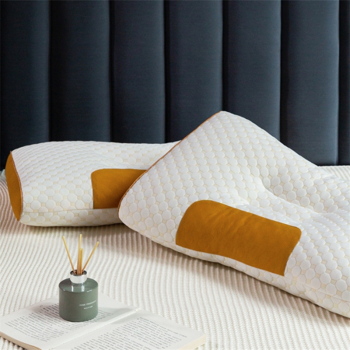 91家纺网 家纺一手货源 找家纺 多点家居2022新款4D立体按摩护颈枕 咖色