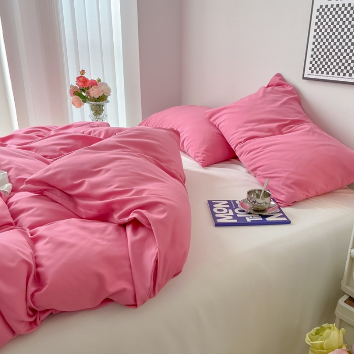 91家纺网 家纺一手货源 找家纺 雨帆家纺2022新款纯色系列四件套 红宝石之眼