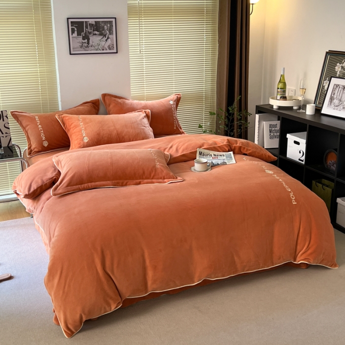 91家纺网 家纺一手货源 找家纺 安妮 2022新款高克重牛奶绒刺绣嵌绳四件套-罗缦 阳光橙