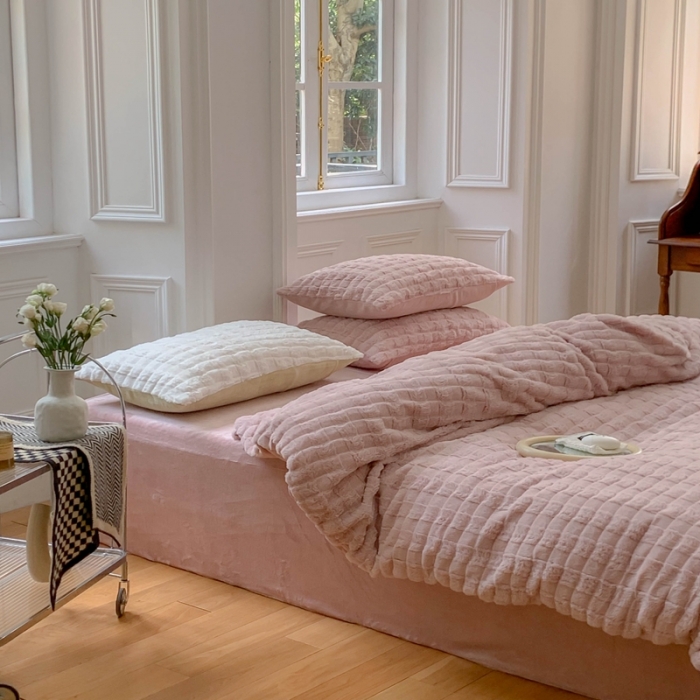 91家纺网 家纺一手货源 找家纺 （总）洋铭区 2022新款獭兔绒四件套