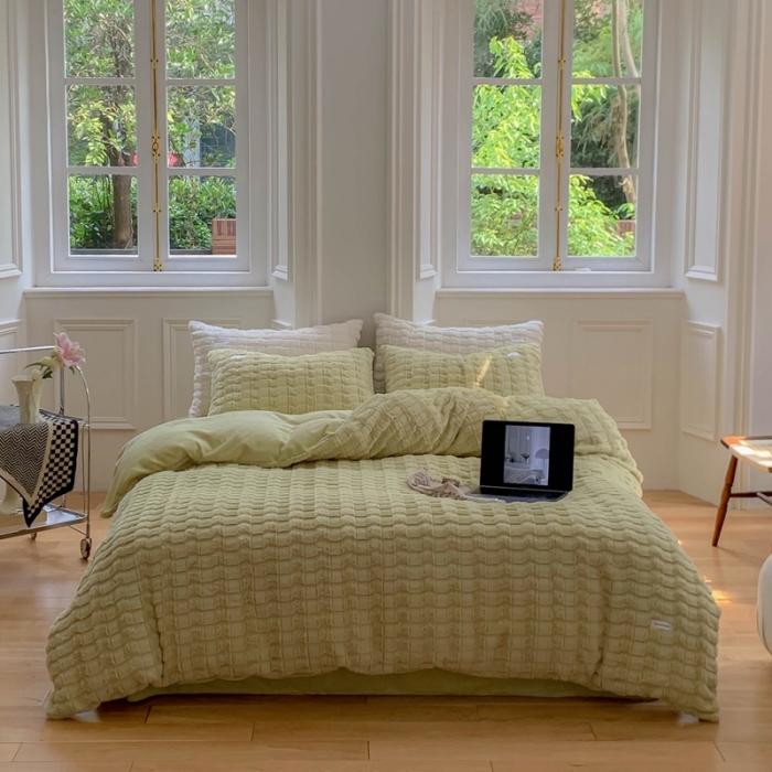 91家纺网 家纺一手货源 找家纺 洋铭区 2022新款獭兔绒四件套 獭兔绒-豆绿