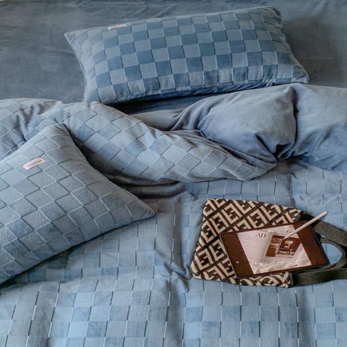 91家纺网 家纺一手货源 找家纺 洋铭区 2022新款复古棋盘格四件套 复古棋盘格-蓝