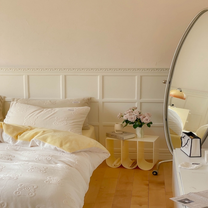 91家纺网 家纺一手货源 找家纺 洋铭区 2022新款牛奶绒四件套小熊软糖 小熊软糖奶白色