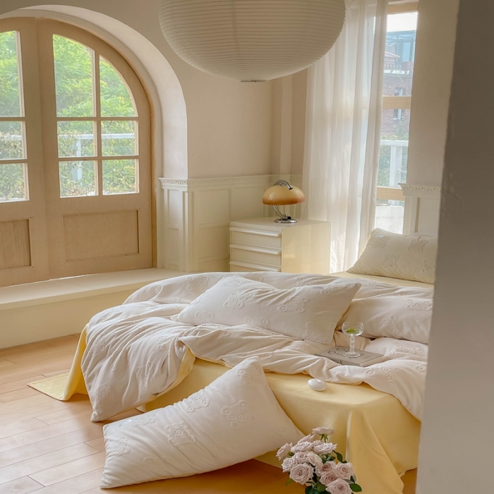 91家纺网 家纺一手货源 找家纺 洋铭区 2022新款牛奶绒四件套小熊软糖 小熊软糖奶白色