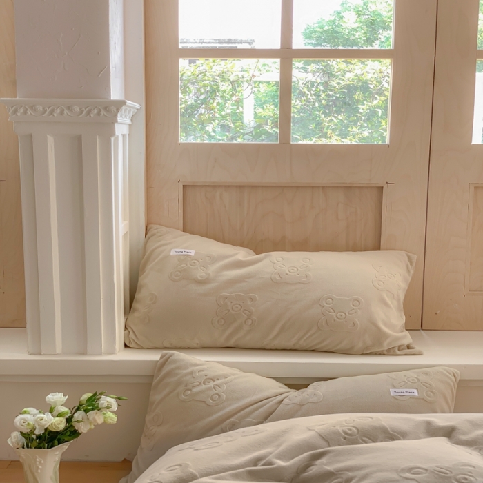 91家纺网 家纺一手货源 找家纺 洋铭区 2022新款牛奶绒四件套小熊软糖 小熊软糖奶杏色