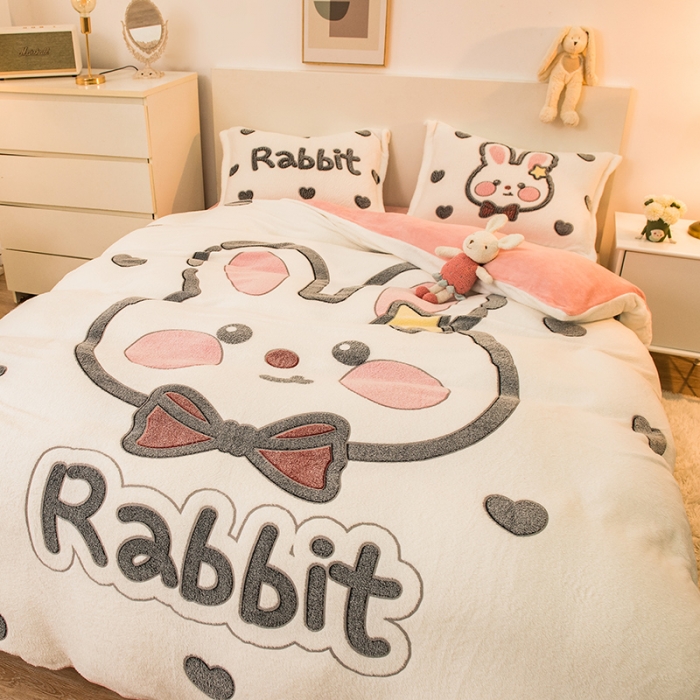 91家纺网 家纺一手货源 找家纺 懒猫 2022新品大版雪花绒活性印花四件套 爱心兔