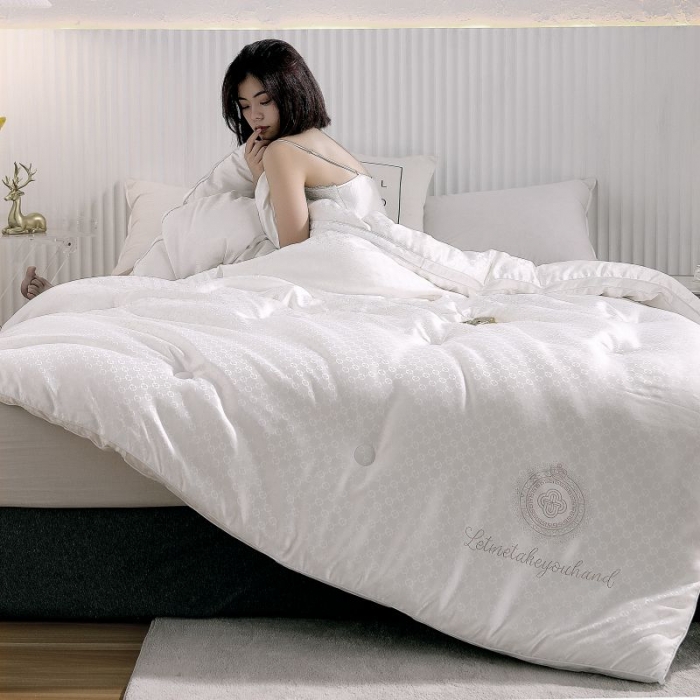 91家纺网 家纺一手货源 找家纺 (总) 伊被源 2022新款亲肤磨毛提花冬被被子被芯-四叶草