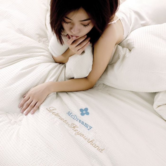 91家纺网 家纺一手货源 找家纺 伊被源 2022新款抗菌立体冬被春秋被被芯被子-华夫泡 白色