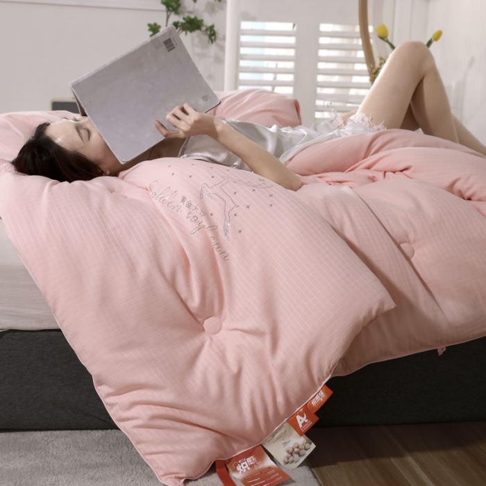 91家纺网 家纺一手货源 找家纺 伊被源2022新款抗菌大豆被冬被春秋被被芯被子-雪山麋鹿玉色