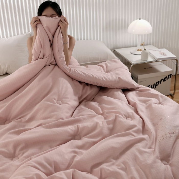 91家纺网 家纺一手货源 找家纺 伊被源2022新款抗菌大豆被冬被春秋被被芯被子-雪山麋鹿豆沙