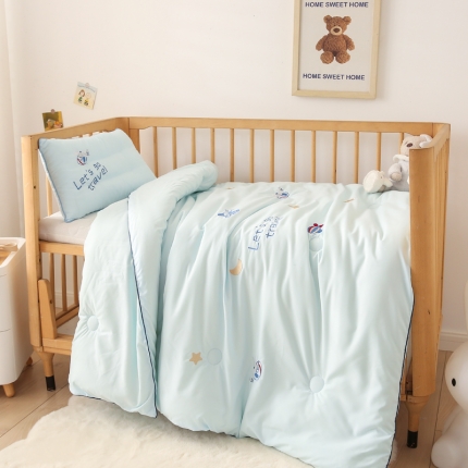 91家纺网 家纺一手货源 找家纺 （总）A类水洗棉磨毛绣花幼儿园冬被大豆儿童春秋被芯宝宝午睡被