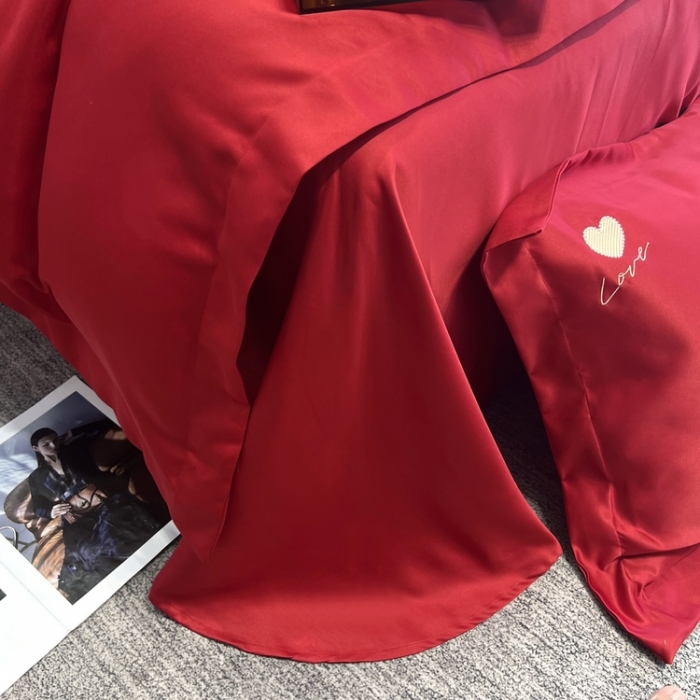 91家纺网 家纺一手货源 找家纺 优悦 2022新款超柔亲肤磨毛刺绣款婚庆四件套 心心相印