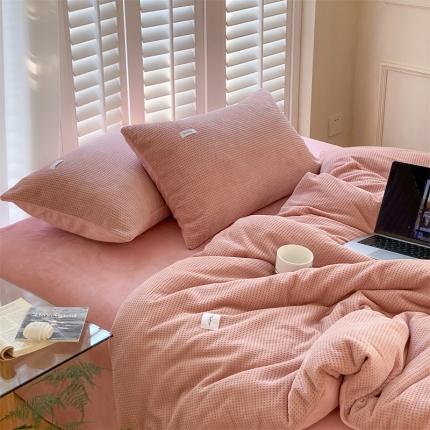 91家纺网 家纺一手货源 找家纺 （总）时光里 2022新款全消光230克华夫格绒牛奶绒四件套