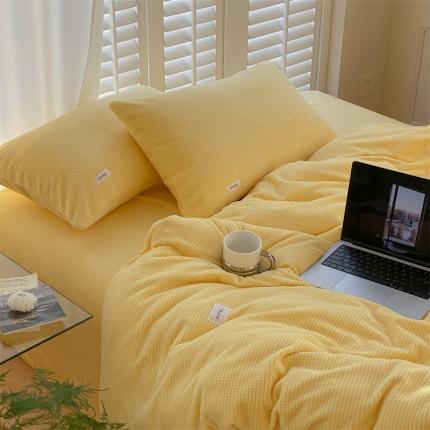 91家纺网 家纺一手货源 找家纺 （总）时光里 2022新款全消光230克华夫格绒牛奶绒四件套