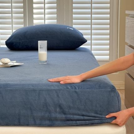 91家纺网 家纺一手货源 找家纺 （总）时光里 2022新款全消光230克华夫格绒牛奶绒单床笠