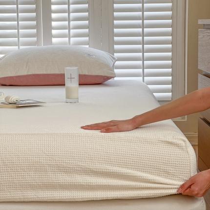 91家纺网 家纺一手货源 找家纺 （总）时光里 2022新款全消光230克华夫格绒牛奶绒单床笠