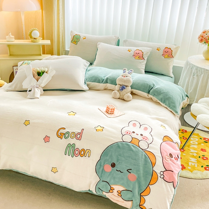 91家纺网 家纺一手货源 找家纺 涵宸2022新款加厚牛奶绒贴布绣系列四件套 牛奶绒-冠龙